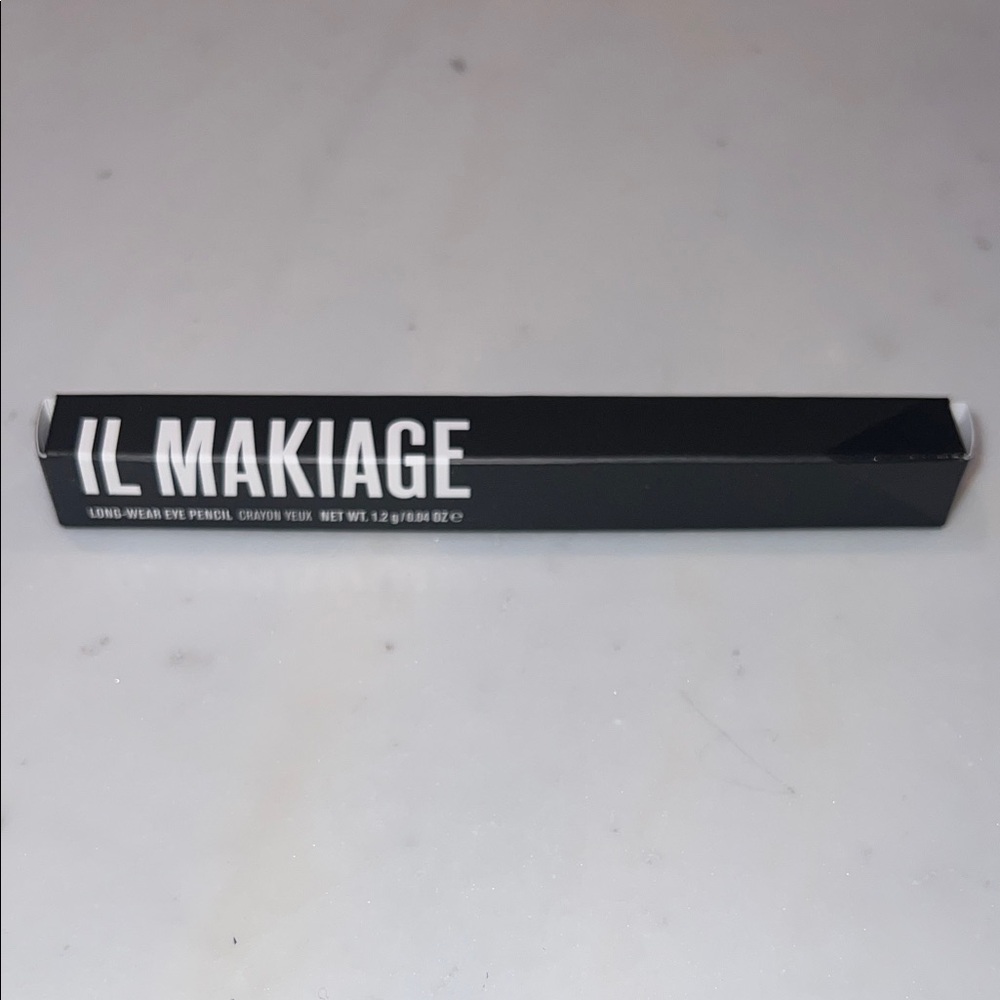 NIB - IL MAKIAGE Long Wear Eye Pencil - Shade Batman (